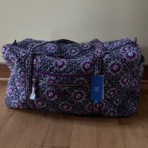 Vera Bradley Iconic Large Travel Duffel (Lilac Medallion)